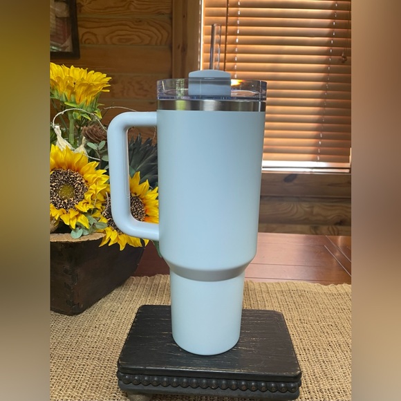 STARBUCKS x STANLEY NEW Spring Limited Edition 40oz Tumbler WILL SHIP TODAY! - Picture 4 of 9